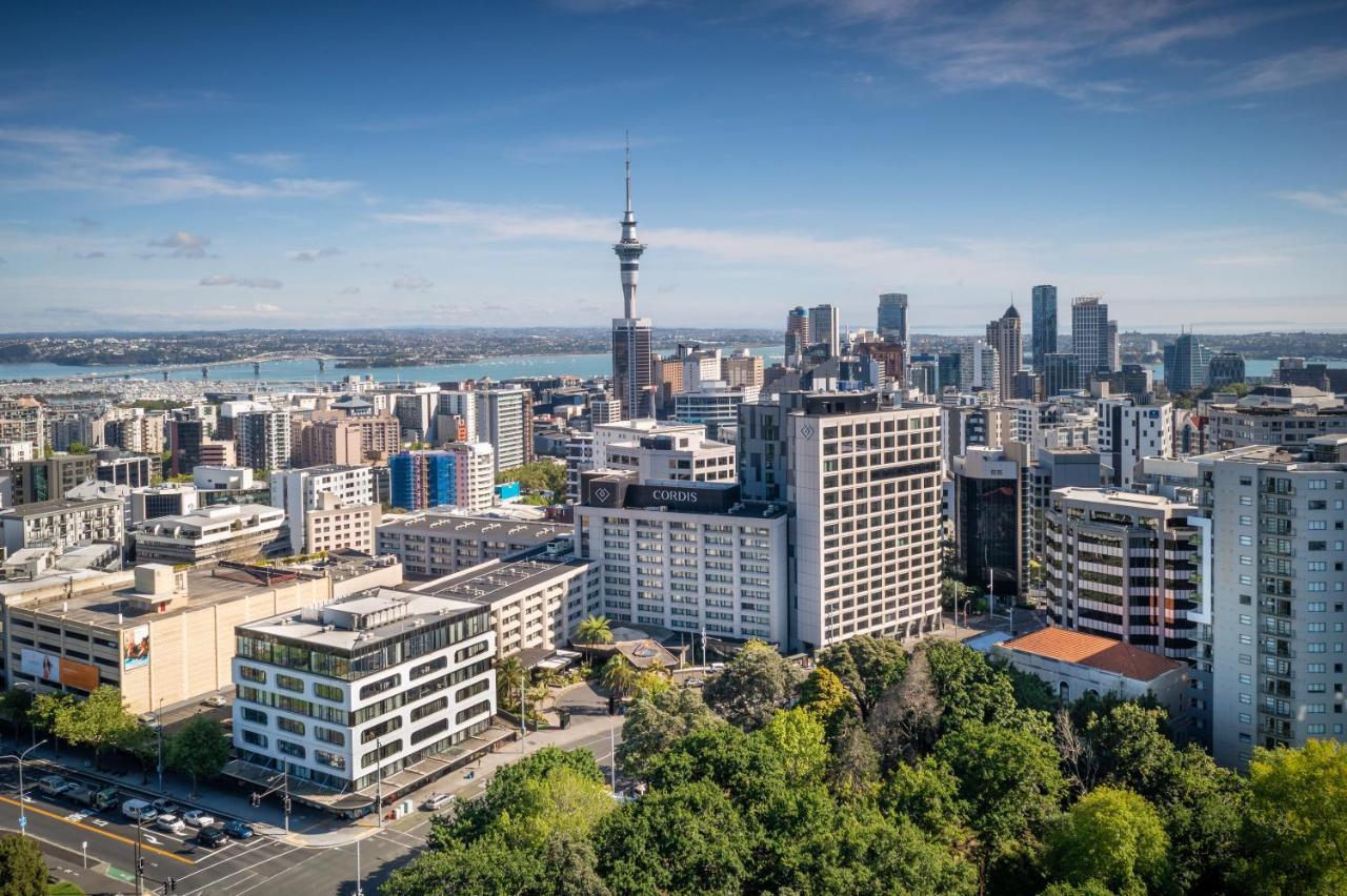 奥克兰柯蒂斯朗廷酒店集团 外观 照片 Skyline of Auckland CBD